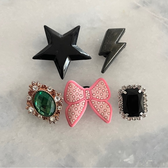 CROCS Accessories - 5pc Y2K Goth Croc Charm Bundle | Star, Lightning, Pink Bow & Rhinestone